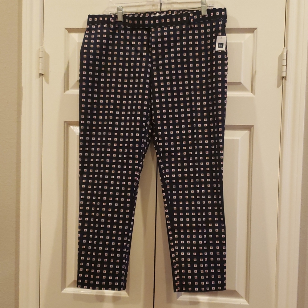 Gap pants NWT size 14 slim cropped